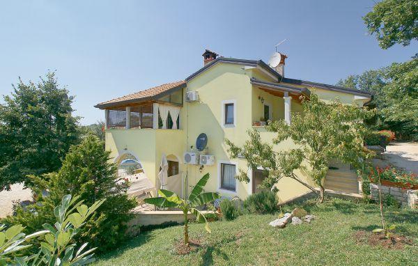 Apartments Sterna Grožnjan Chambre photo